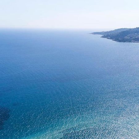 Apartmán Il Grande Blu - Vista Panoramica Sul Golfo Ospedaletti Exteriér fotografie
